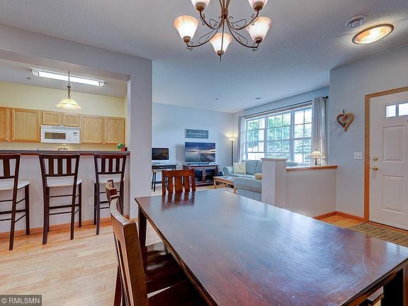 5th image of 11331 Aberdeen Cir NE