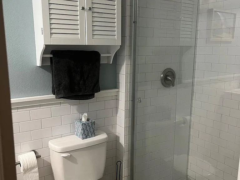 705 Daniels Ave — Photo 16