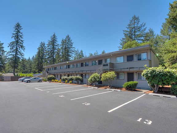3rd image of 9818 Kenwood Dr SW APT 2