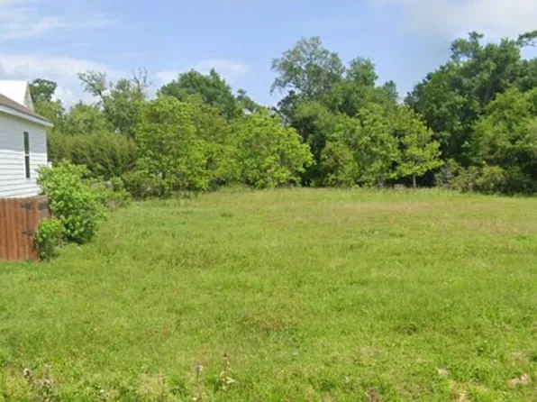 115 Bay Oaks Dr #1, Bay Saint Louis, MS 39520