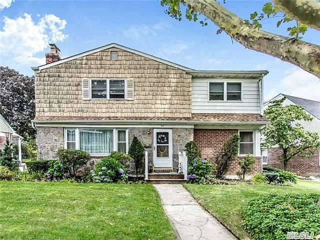 1st image of 97 Devonshire Dr