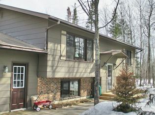 306 Shorewood Dr, International Falls, MN 56649
