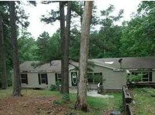 16143 Oak Ln, Rogers, AR 72756