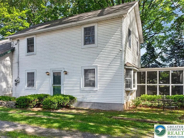 1226 Trexlertown Rd — Photo 1