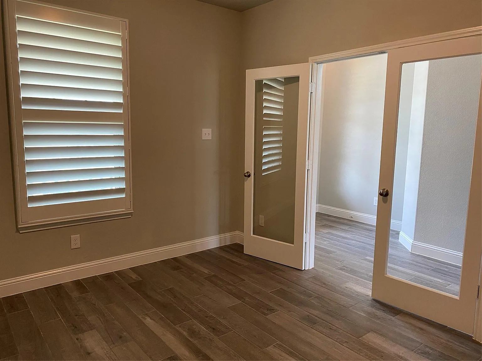 4 bed, 3.5 bath, 3041 sqft, $3,450 — Photo 4