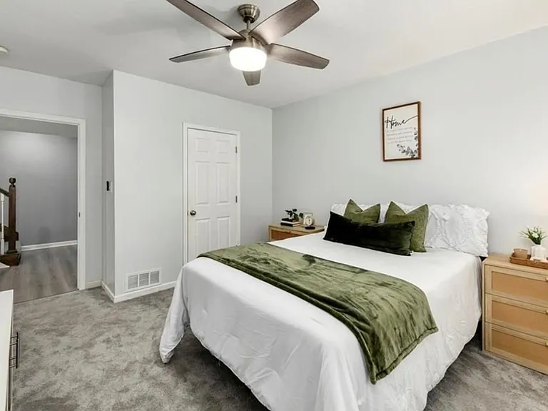 571 Hithergreen Dr — Photo 23