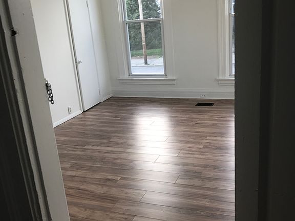 Front bedroom