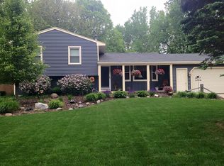 6623 Rix St SE, Ada, MI 49301