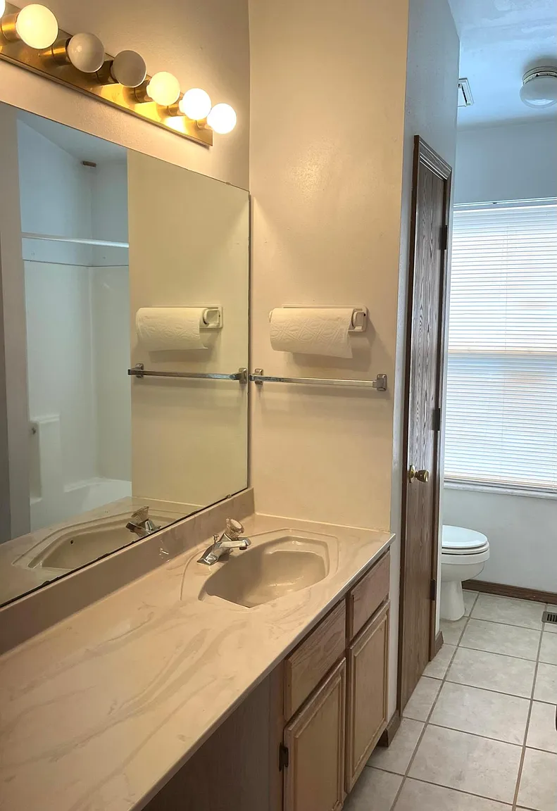 14351 Jamestown Bay Dr photo 1