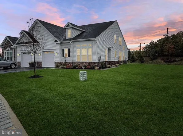 84 Bridge Blvd, Eastampton, NJ 08060