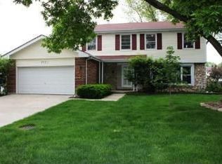 6631 Breckenridge Rd, Lisle, IL 60532