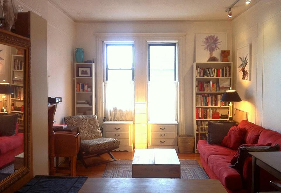 1st image of 110 W 81st St APT 9