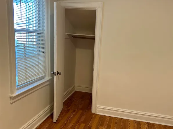 725 Garfield Avenue image 9 of 36