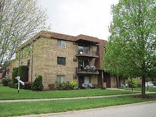 1st image of 5700 W 128th St #7