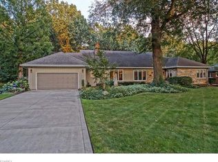 9 Wintergreen Hill Dr, Painesville, OH 44077