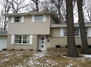 5921 S 20th St, Milwaukee, WI 53221