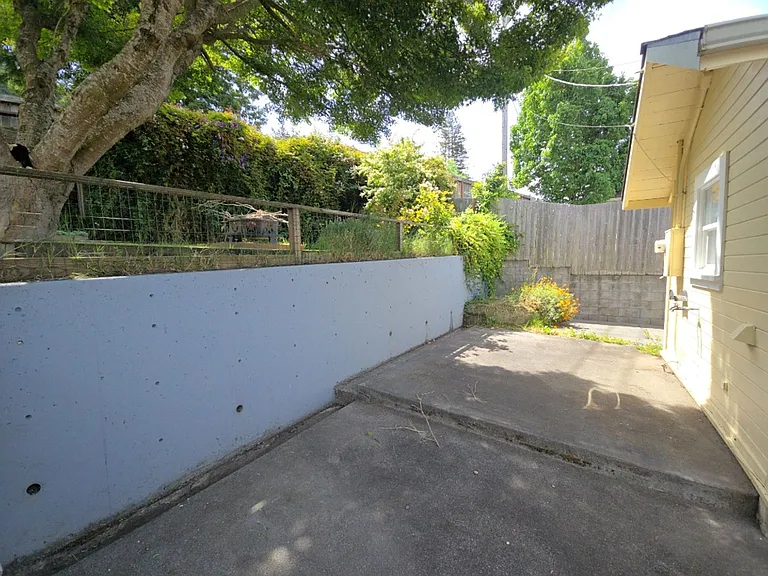 526 B St — Photo 14