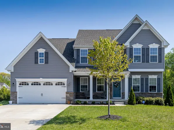 138 E Crossing Dr, Mount Royal, NJ 08061