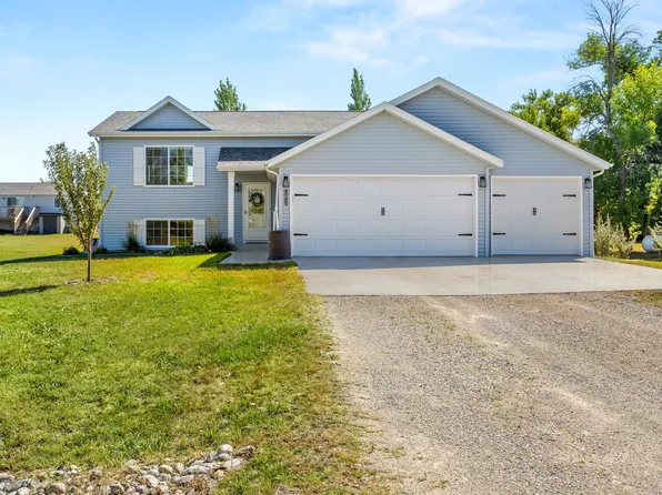 252 4th St, Gardner, ND 58036