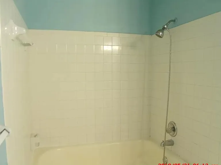 209 Amersham Dr #G — Photo 20