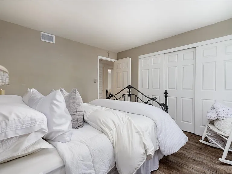 1239 Creve Coeur Crossing Ln #G — Photo 7