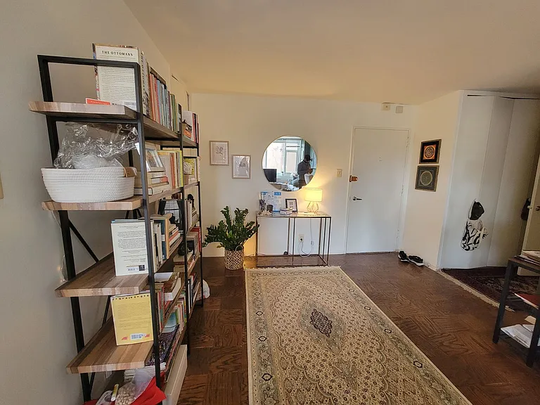 1545 18th St NW #310 — Photo 11