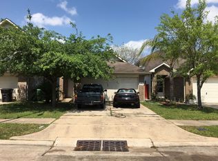 13035 Garlenda Ln, Houston, TX 77034