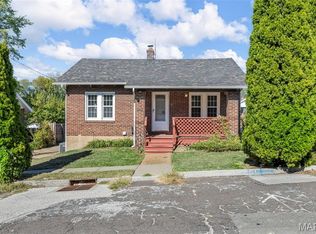 9429 Burdella Ave, Saint Louis, MO 63114