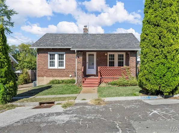 9429 Burdella Ave, Saint Louis, MO 63114