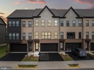 22976 Copper Tree Ter, Ashburn, VA 20148