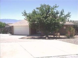 50 Marigold Blvd, Los Lunas, NM 87031