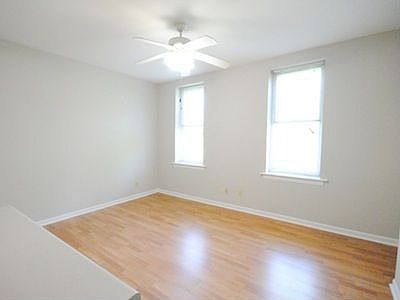 2nd image of 1024 Allen Ave APT 2E