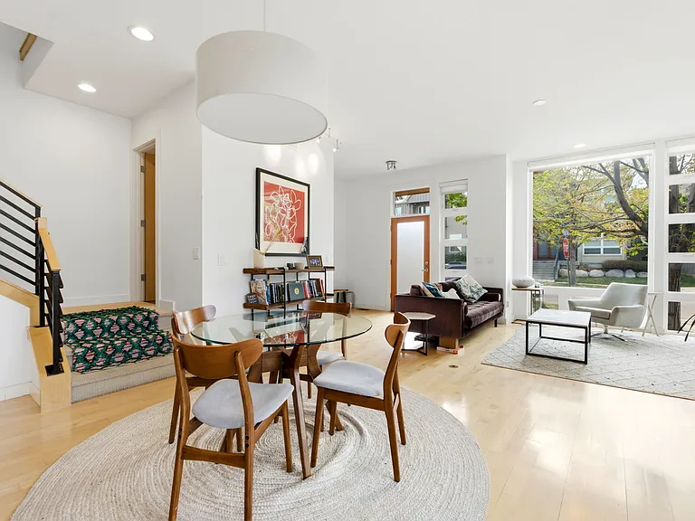 living and dinning room