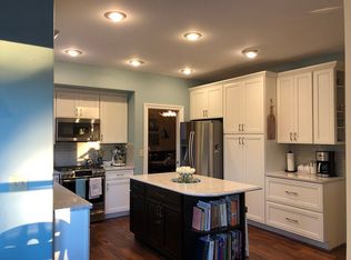 18207 NE 99th Way, Redmond, WA 98052