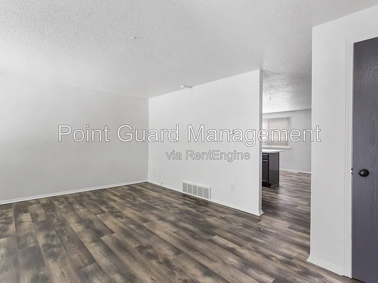 The Greenway Townhomes — Photo 93