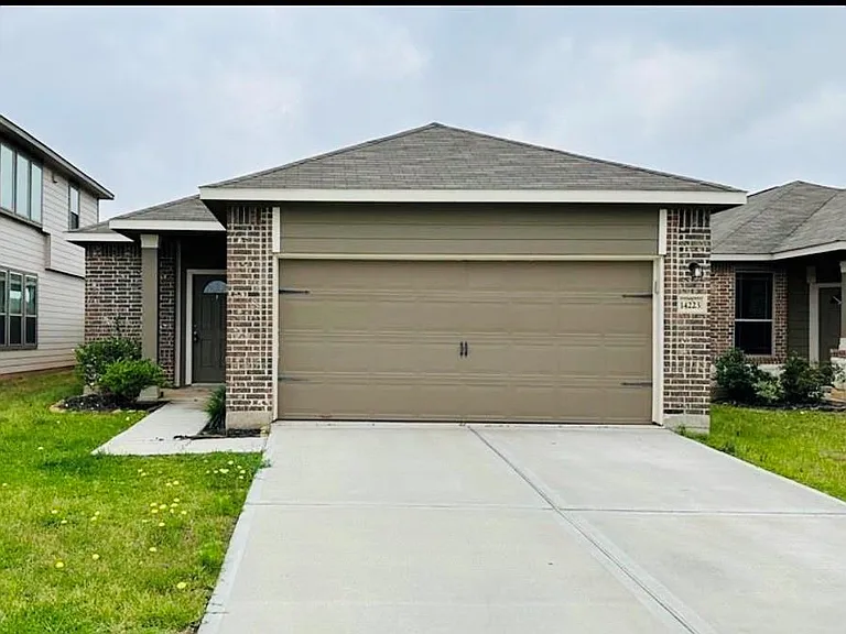 14223 Grand Hills Dr — Photo 1