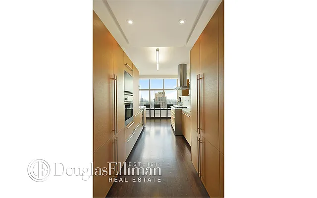 Rented by Douglas Elliman | media 55