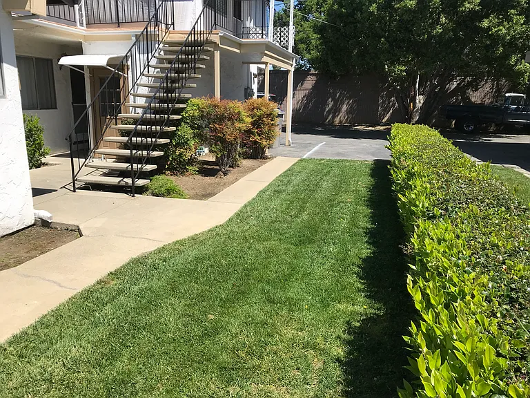 1577 Brookvale Dr — Photo 19