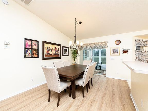 4th image of 6210 SW 101st Pl