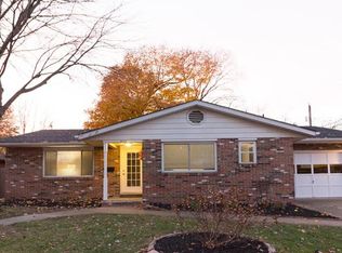 830 N 6th St, Wood River, IL