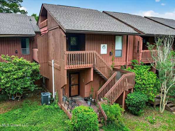 238 Lakeside Villa #G, Diamondhead, MS 39525