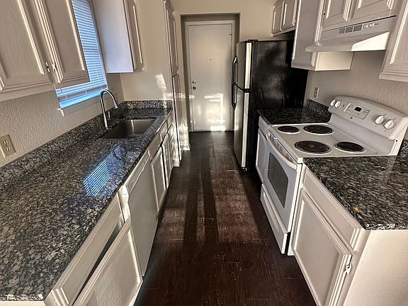3rd image of 6908 Westcreek Dr