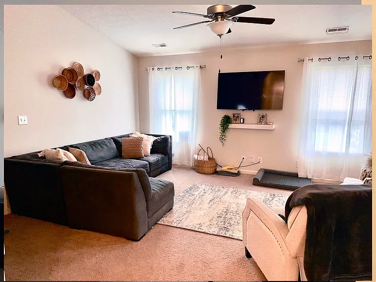 4569 Lamerocke Way — Photo 10