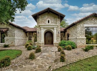 501 W Trail Dr, Spicewood, TX 78669