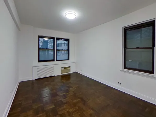 20 Beekman Place image 6 of 8