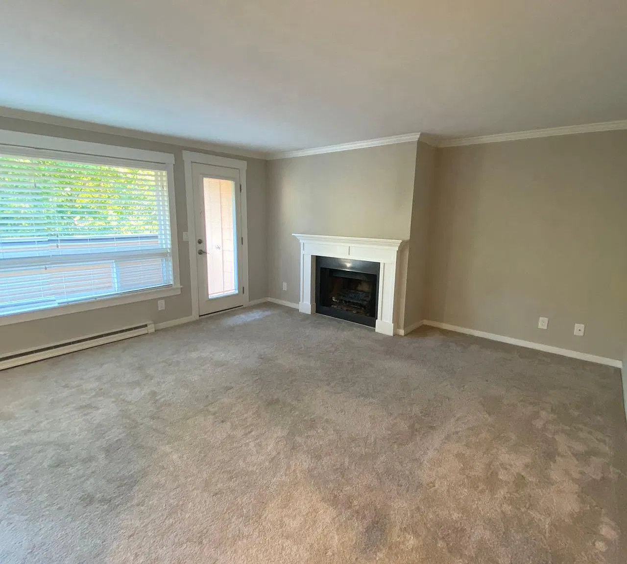 1 bed, 790 sqft, $2,099 — Photo 1