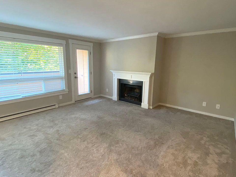 1st image of 12505 NE 143rd St