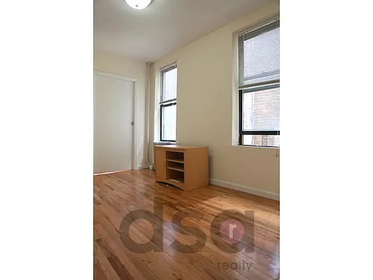 Rented by DSA Realty | media 37