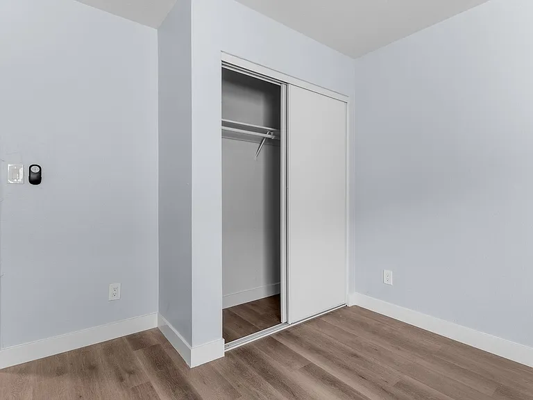 273 South Bonnie Brae — Photo 19