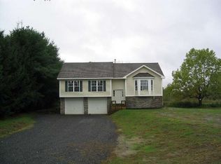 21 School Rd, Stockport, NY 99999